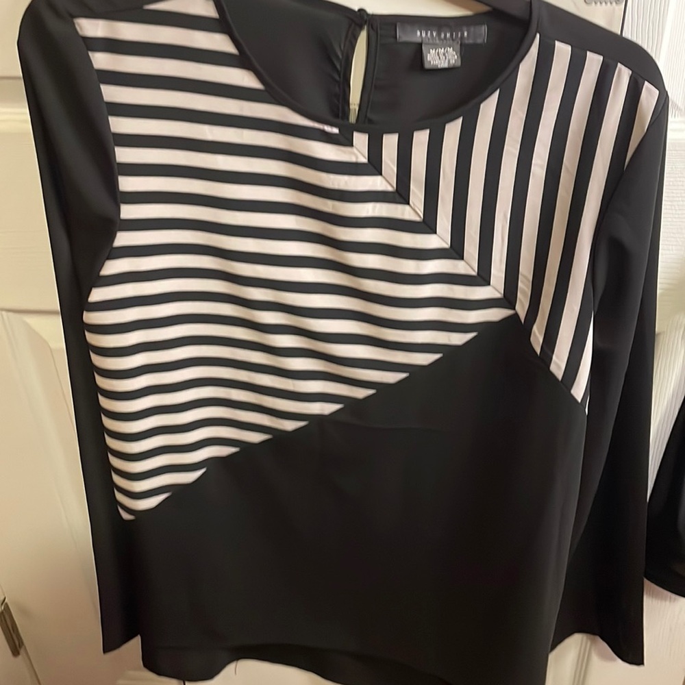 Striped blouse black and white